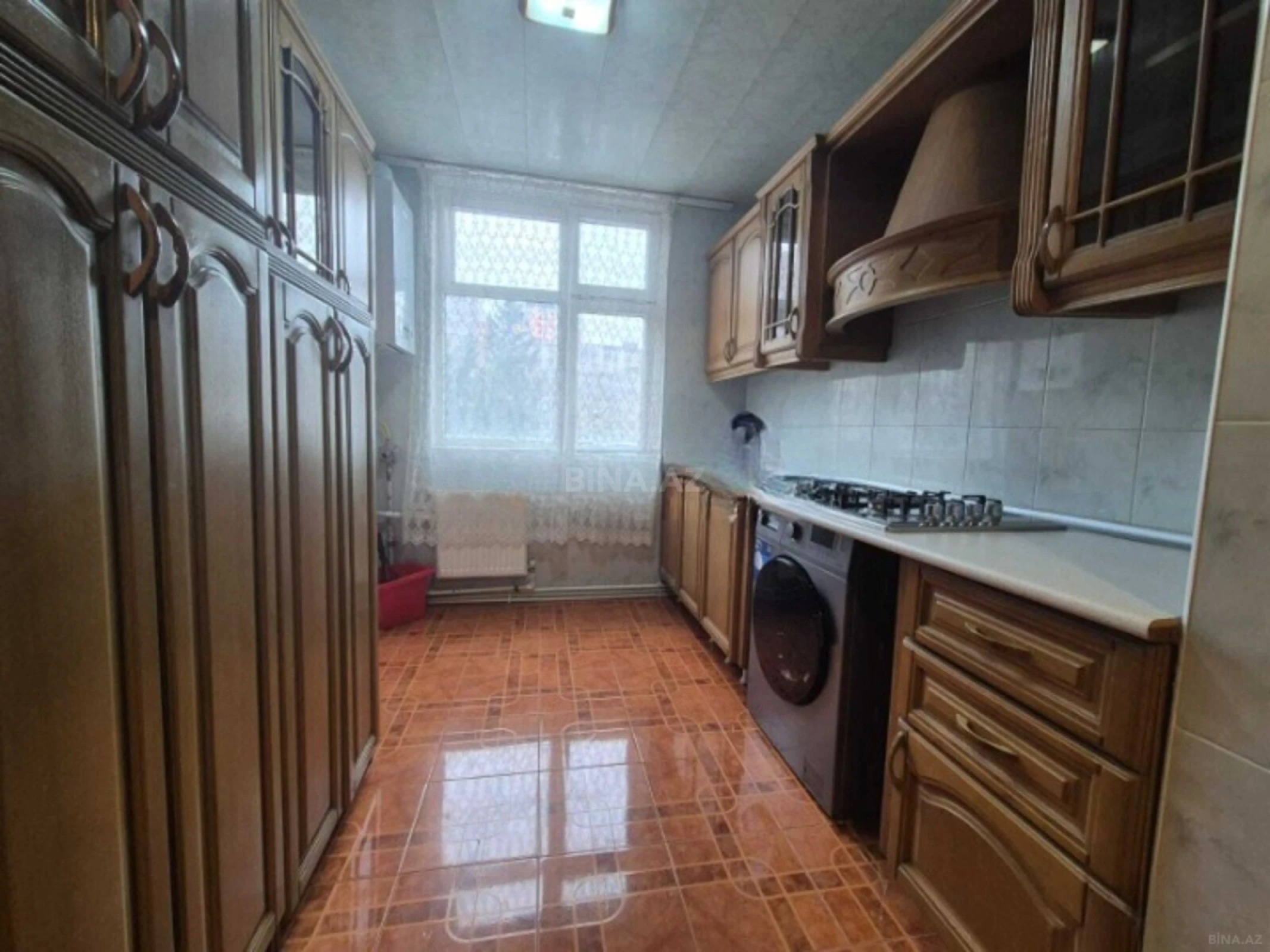 Kirayə verilir 2 otaqlı mənzil 75 m²