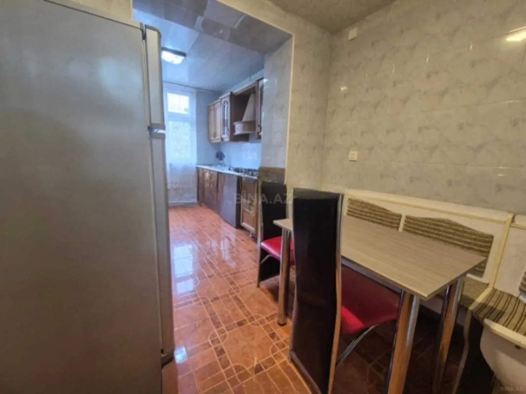 Kirayə verilir 2 otaqlı mənzil 75 m²