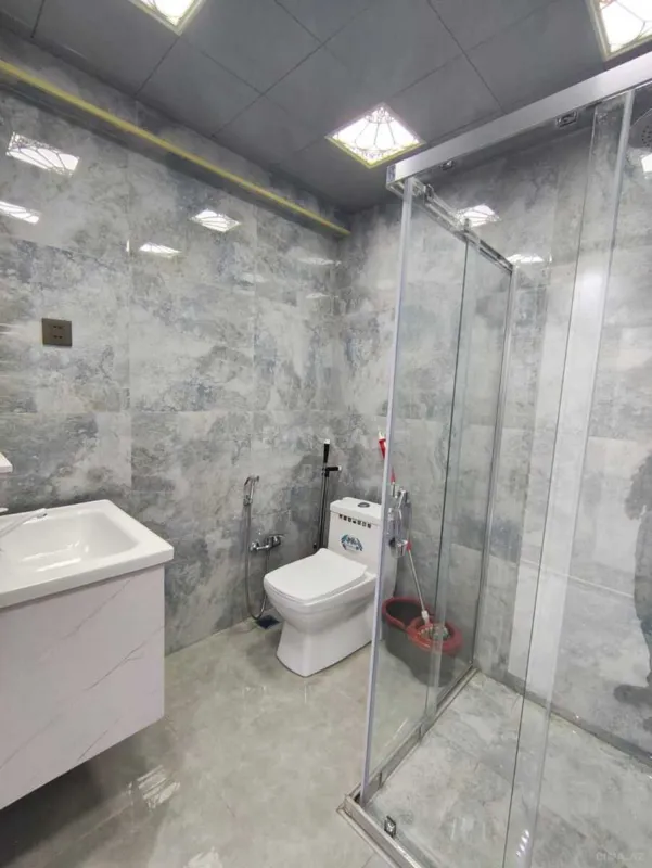 Kirayə verilir 2 otaqlı mənzil 80 m²