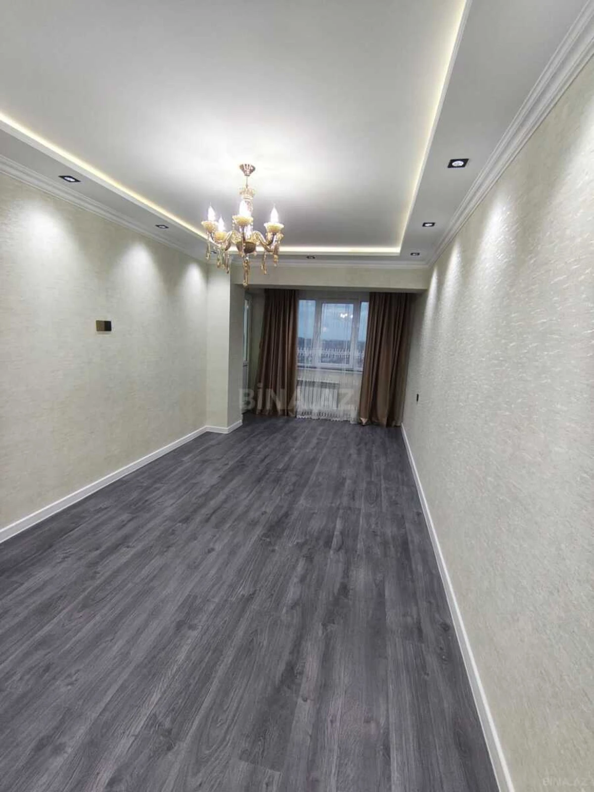 Kirayə verilir 2 otaqlı mənzil 80 m²