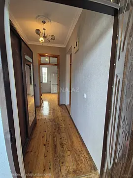 Satılır 4 otaqlı həyət evi 159 m²