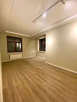 Satılır 3 otaqlı mənzil 160 m²