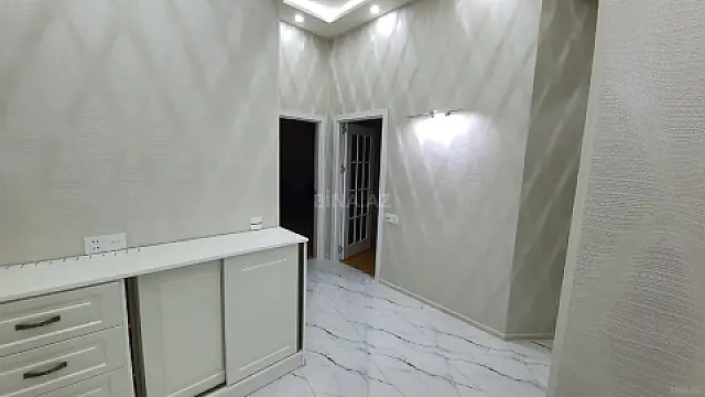 Kirayə verilir 3 otaqlı mənzil 150 m²