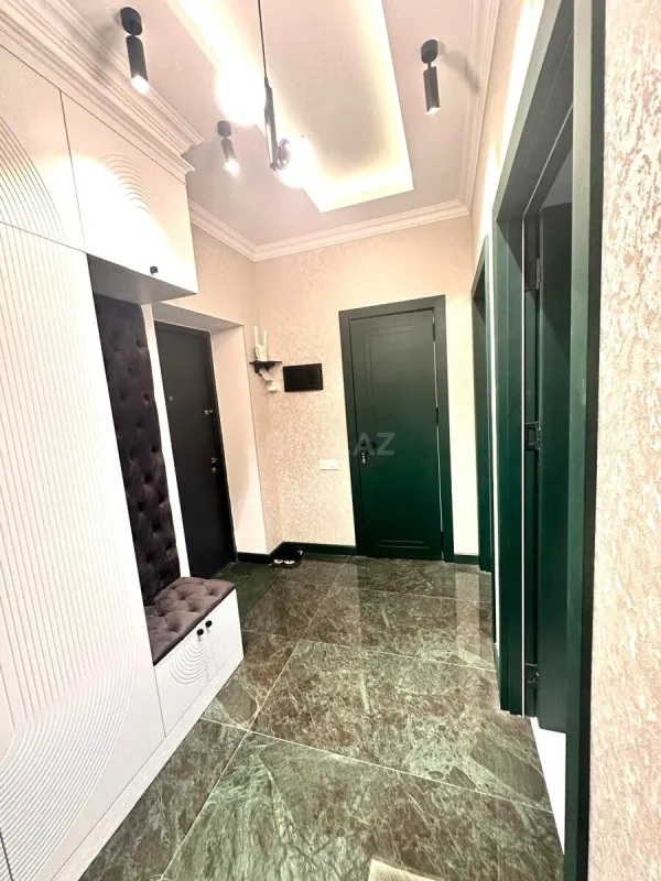 Kirayə verilir 2 otaqlı mənzil 75 m²