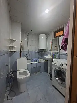 Kirayə verilir 2 otaqlı mənzil 45 m²