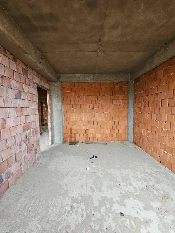 Satılır 1 otaqlı mənzil 35 m²