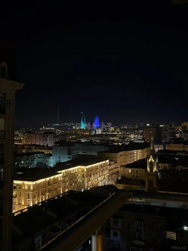 Kirayə verilir 2 otaqlı mənzil 85 m²