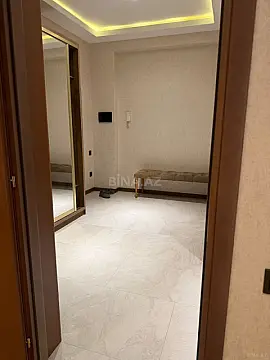 Kirayə verilir 2 otaqlı mənzil 85 m²