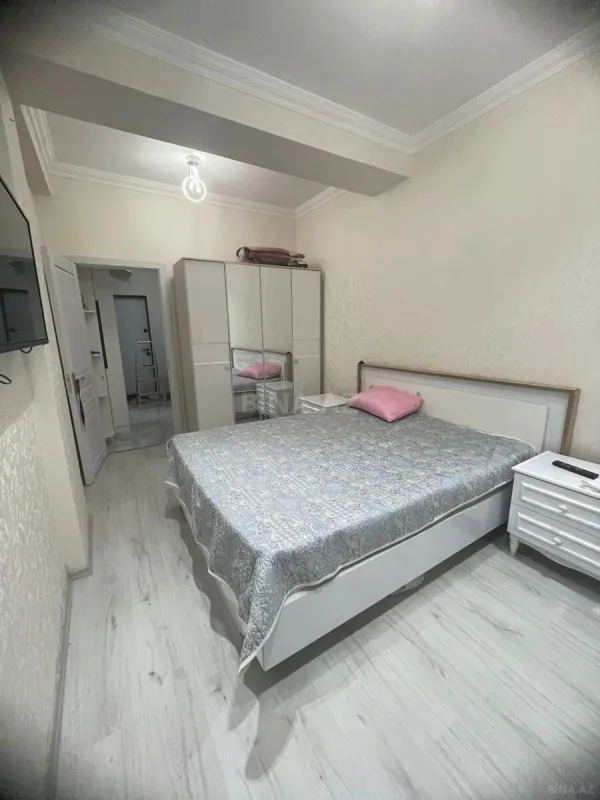 Kirayə verilir 2 otaqlı mənzil 65 m²