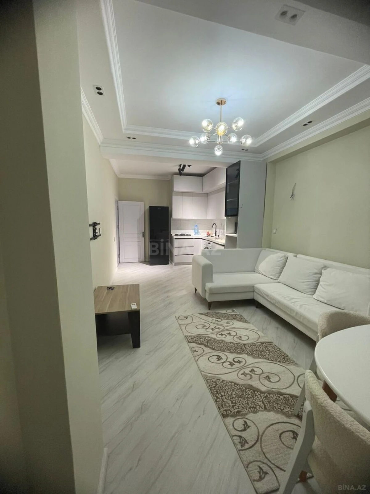 Kirayə verilir 2 otaqlı mənzil 65 m²