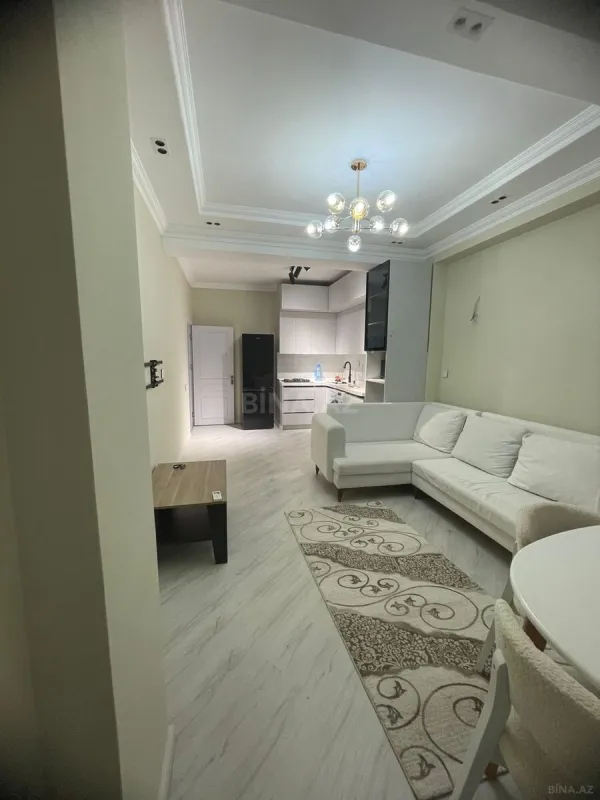 Kirayə verilir 2 otaqlı mənzil 65 m²