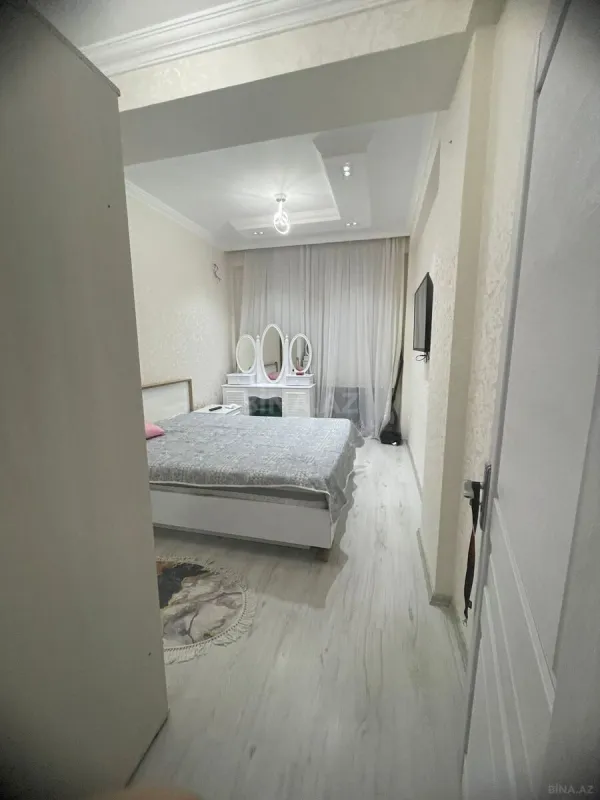 Kirayə verilir 2 otaqlı mənzil 65 m²