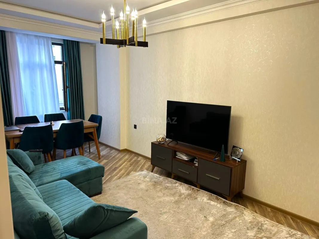 Kirayə verilir 2 otaqlı mənzil 55 m²