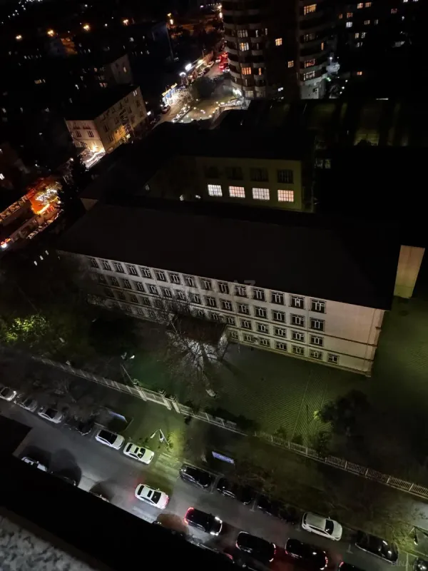 Satılır 3 otaqlı mənzil 125 m²