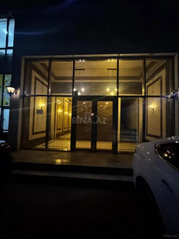 Satılır 3 otaqlı mənzil 125 m²