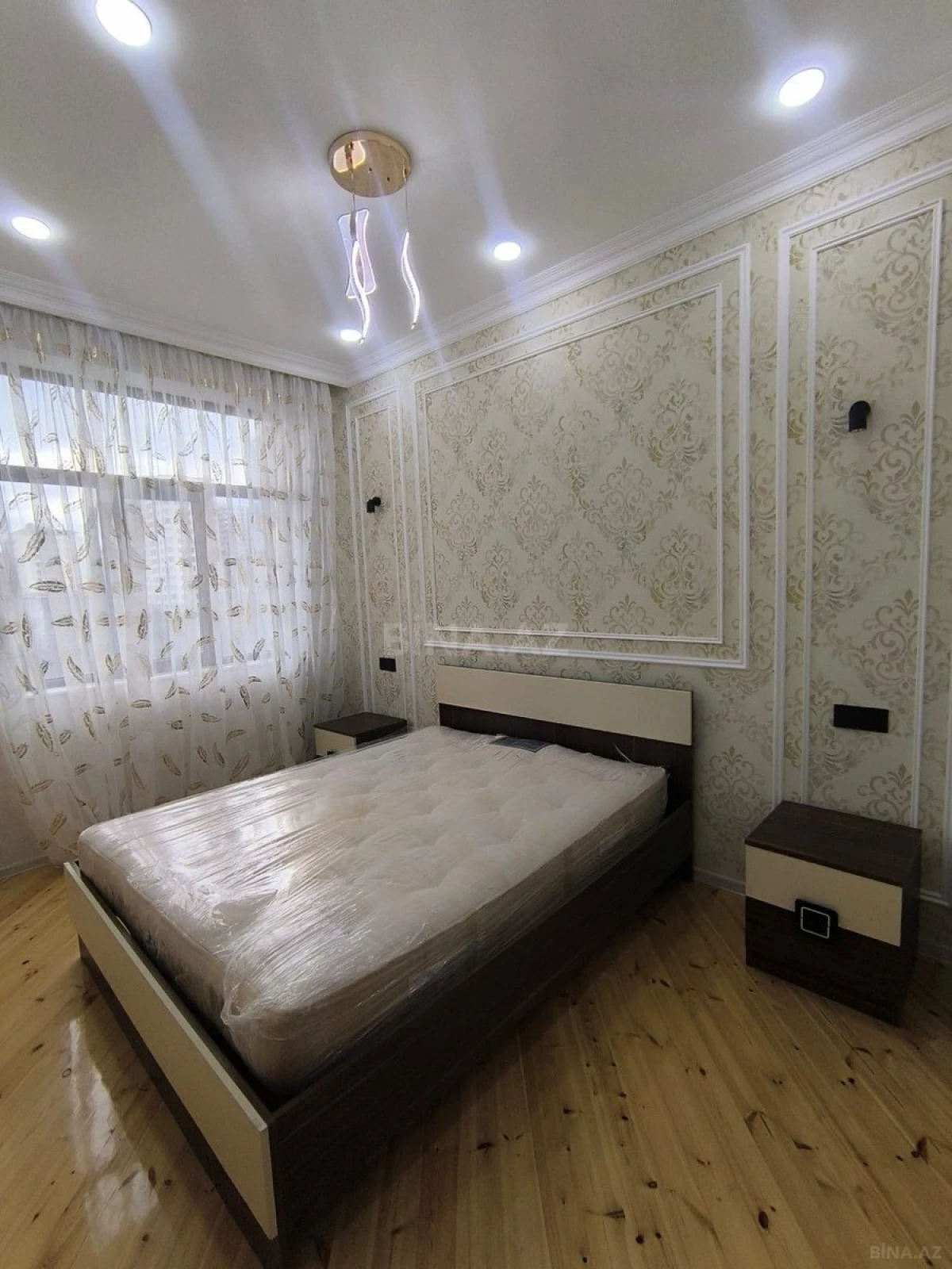 Kirayə verilir 2 otaqlı mənzil 66 m²