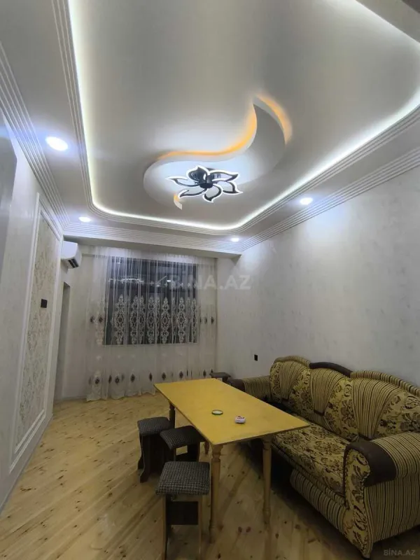 Kirayə verilir 2 otaqlı mənzil 66 m²