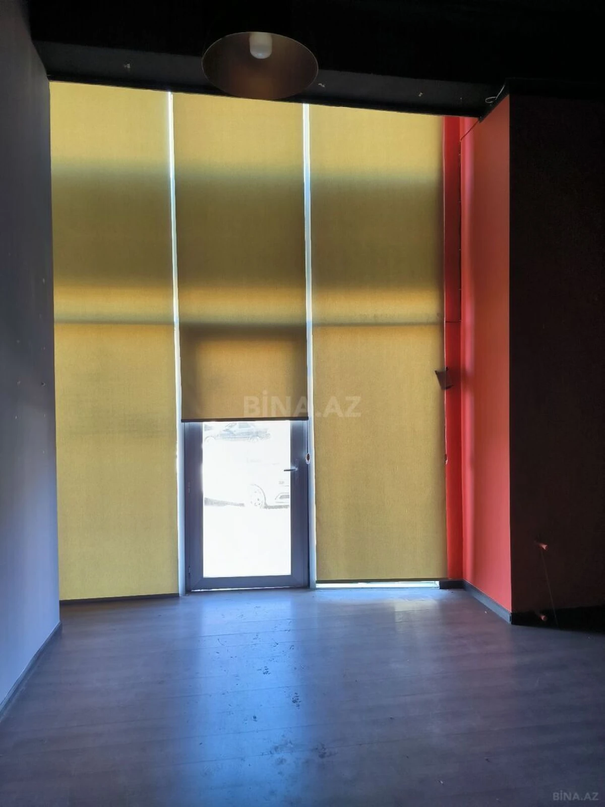 Kirayə verilir 4 otaqlı ofis 250 m²