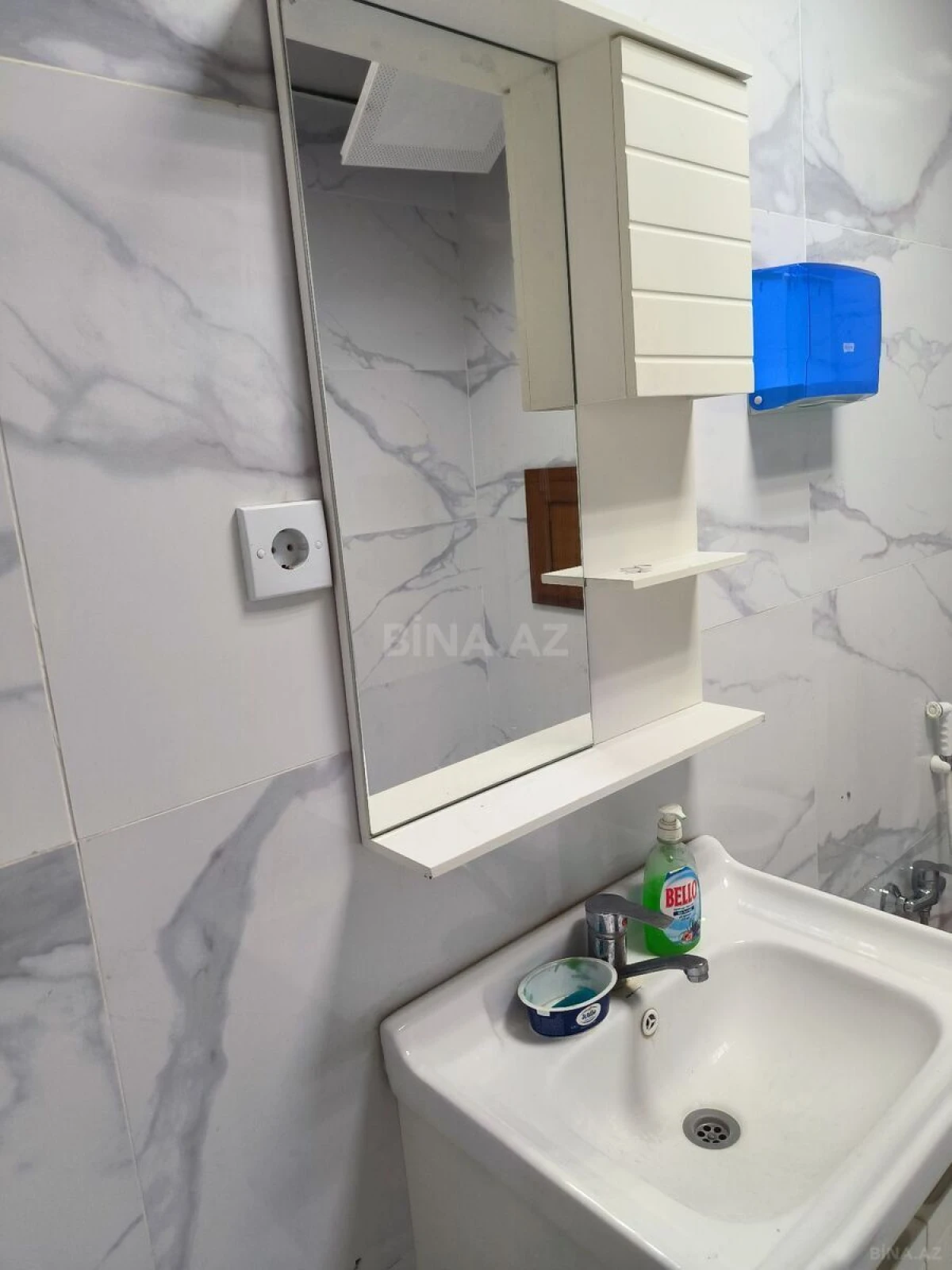 Kirayə verilir 4 otaqlı ofis 250 m²