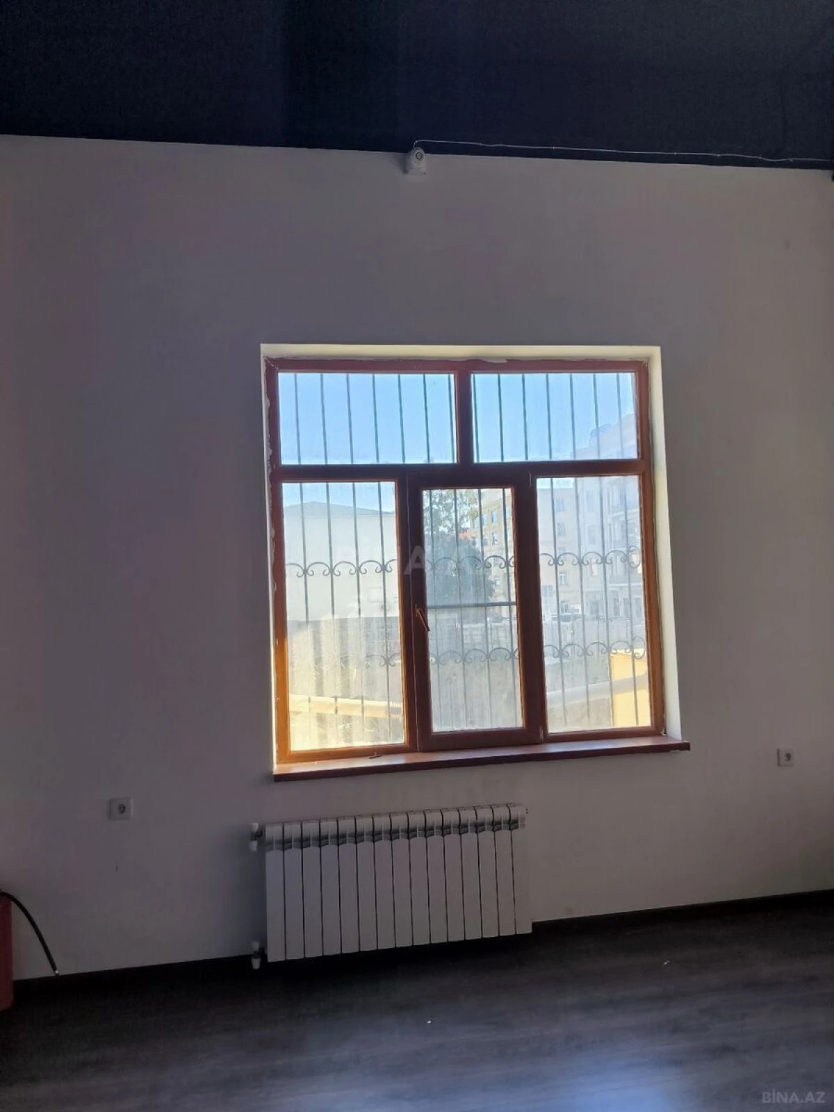 Kirayə verilir 4 otaqlı ofis 250 m²