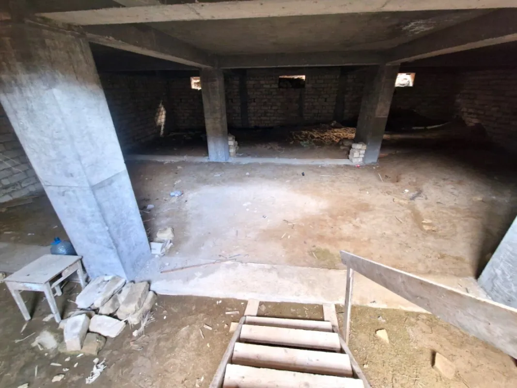 Satılır 9 otaqlı həyət evi 810 m²