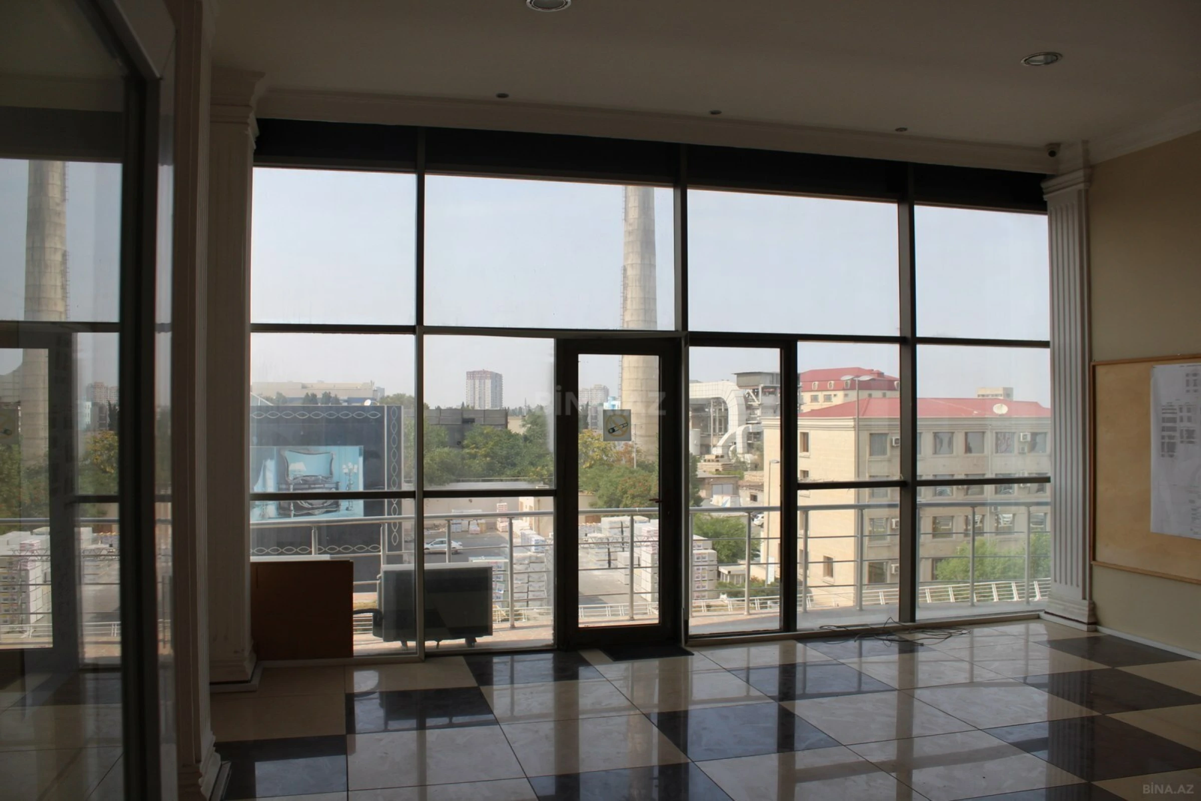 Kirayə verilir 20 otaqlı ofis 391 m²