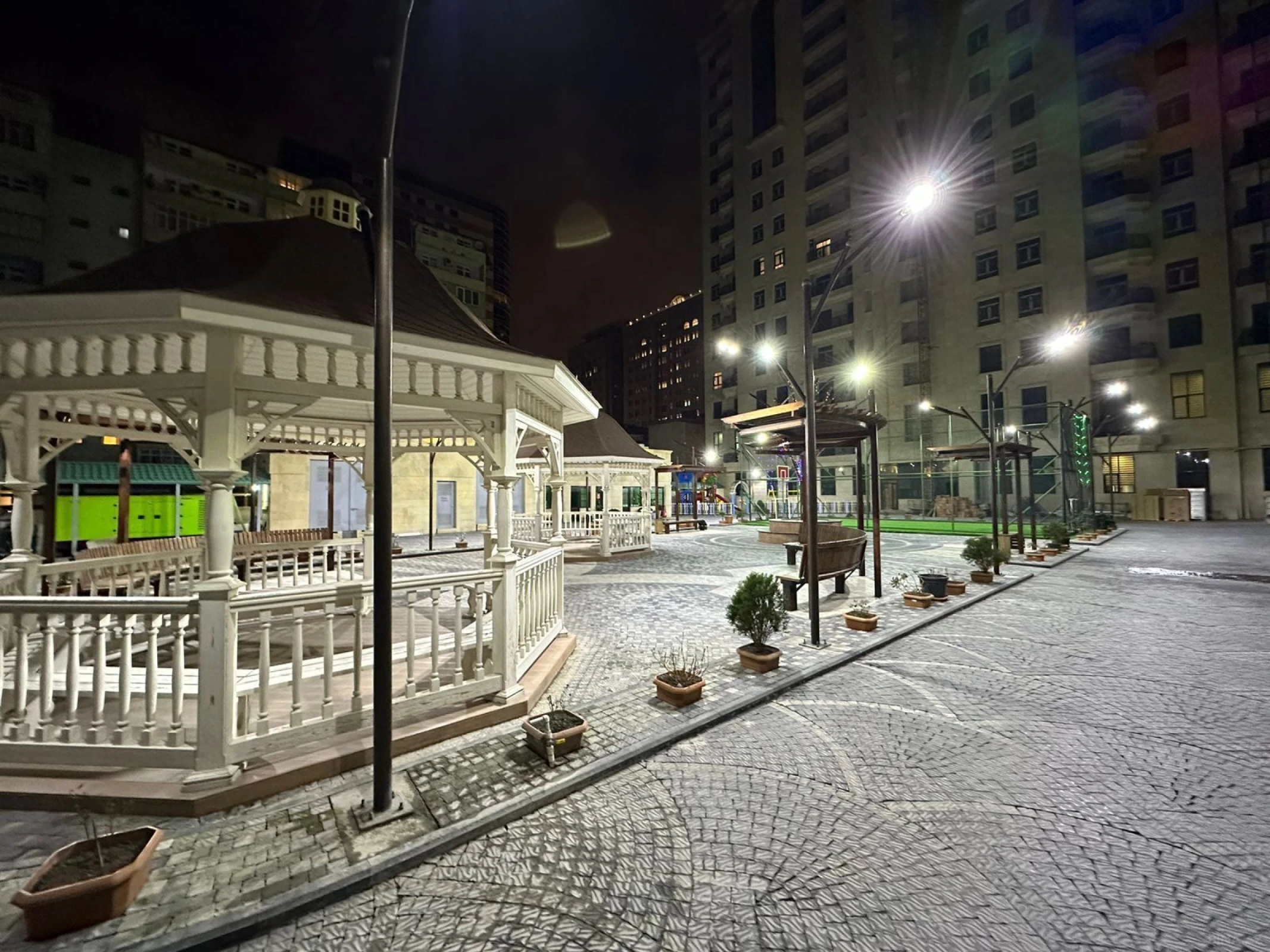 Kirayə verilir 3 otaqlı mənzil 110 m²