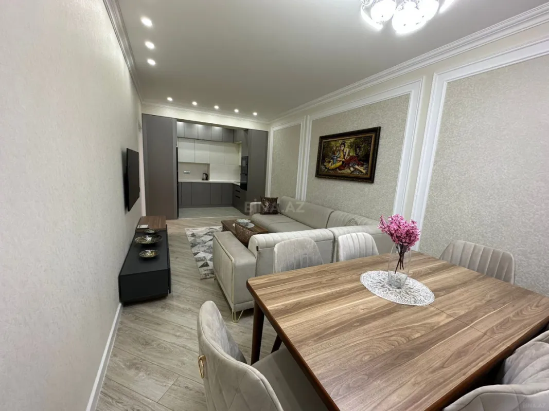 Kirayə verilir 3 otaqlı mənzil 110 m²
