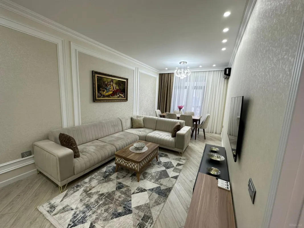 Kirayə verilir 3 otaqlı mənzil 110 m²