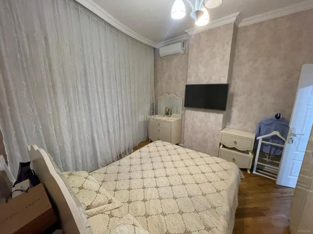 Satılır 3 otaqlı mənzil 77 m²