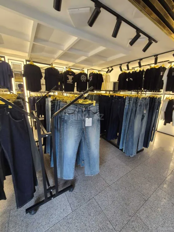 Satılır obyekt 91 m²