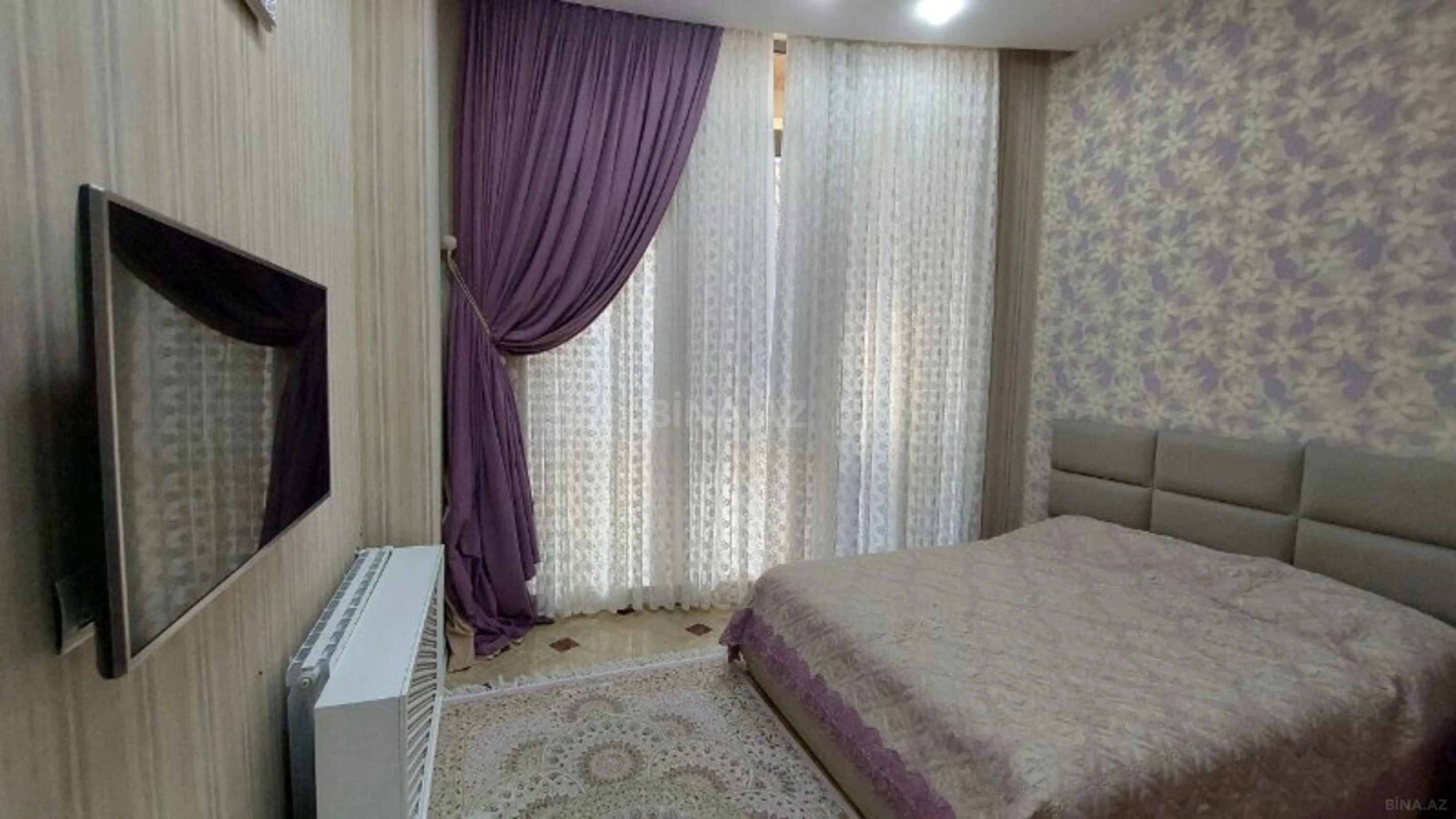 Satılır 10 otaqlı həyət evi 850 m²
