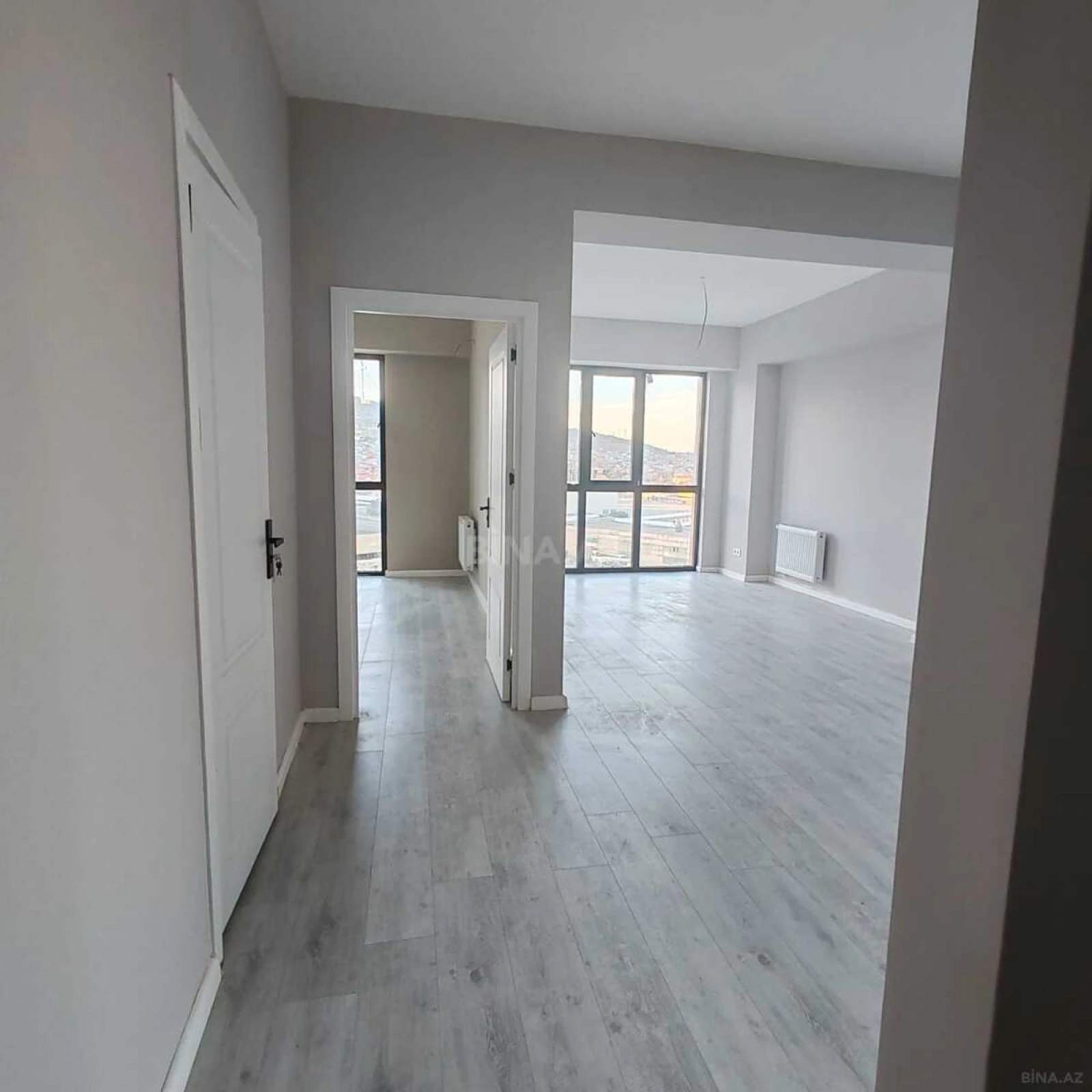 Satılır 2 otaqlı mənzil 65 m²
