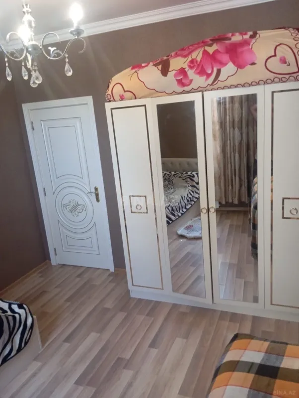 Satılır 3 otaqlı həyət evi 100 m²