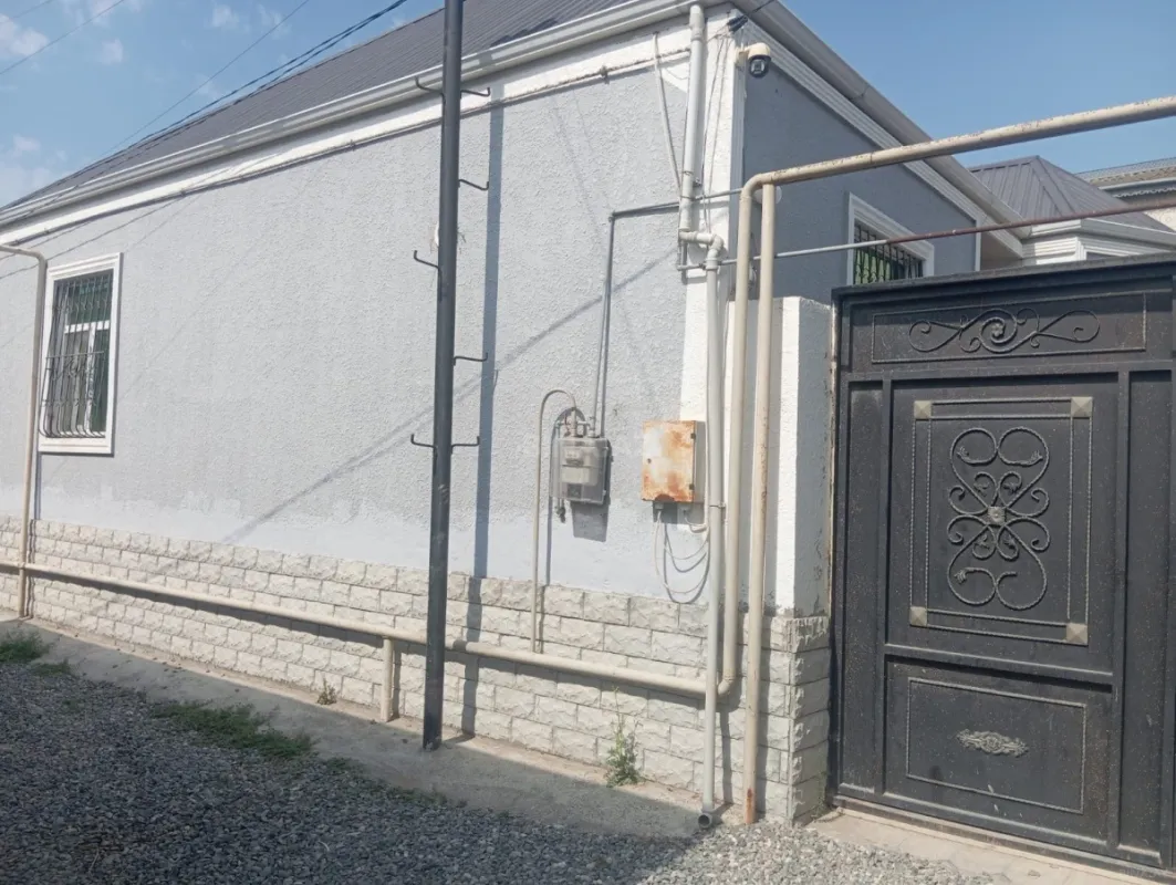 Satılır 3 otaqlı həyət evi 100 m²