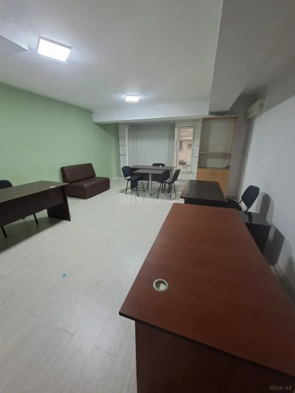 Kirayə verilir 1 otaqlı ofis 40 m²