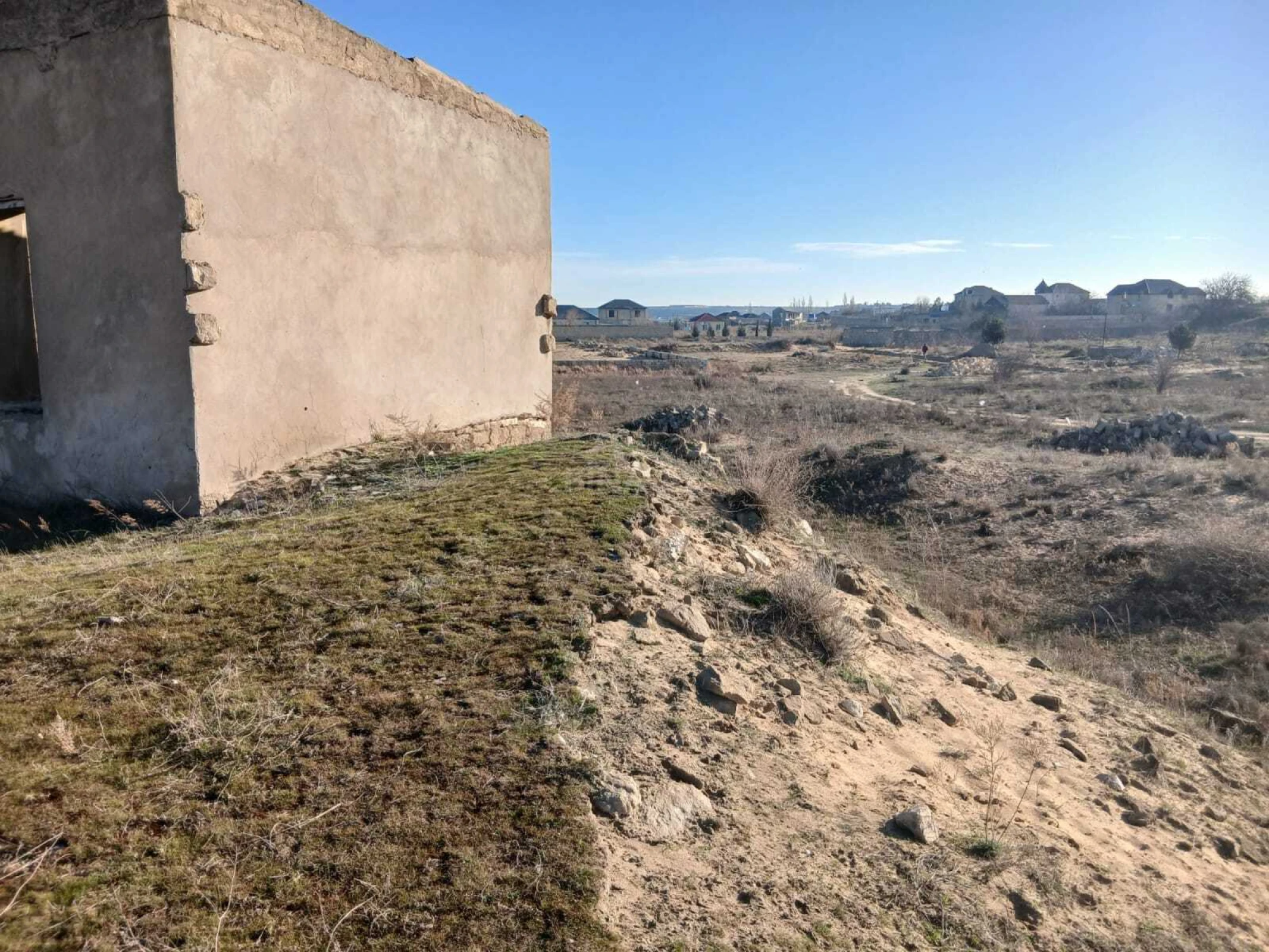 Satılır torpaq sahəsi 25 m²