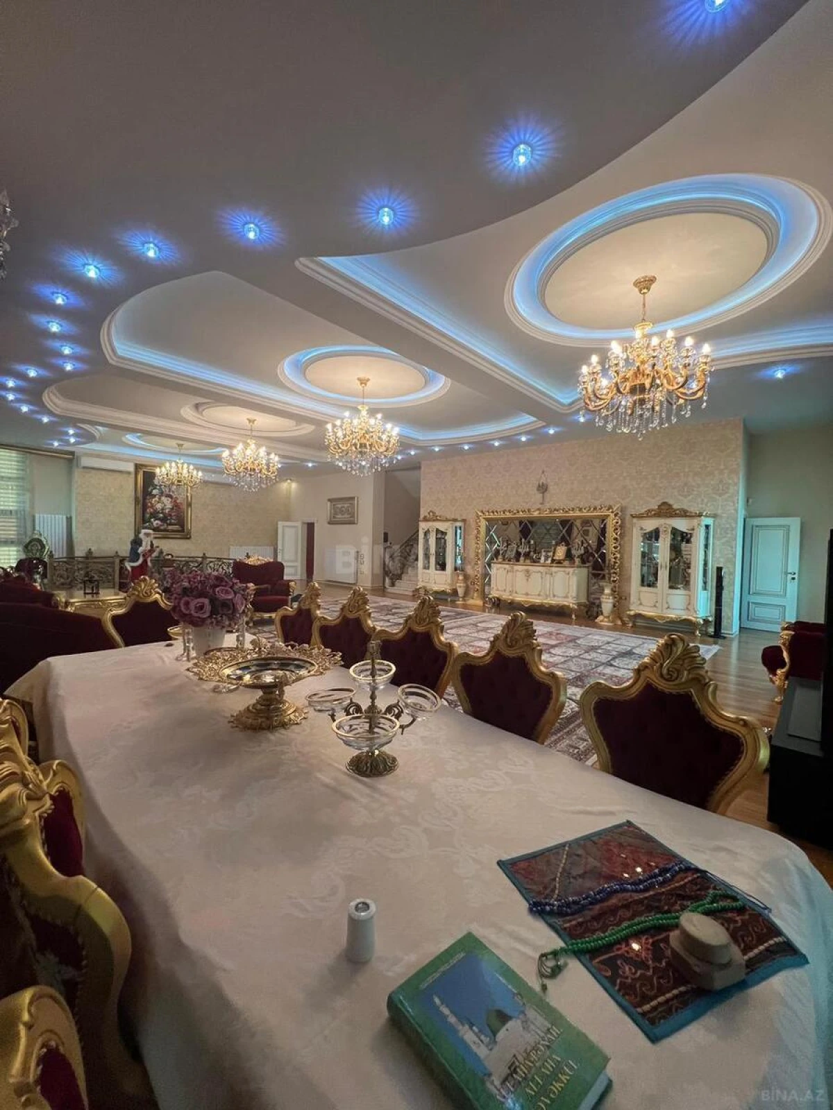 Satılır 7 otaqlı həyət evi 436.1 m²