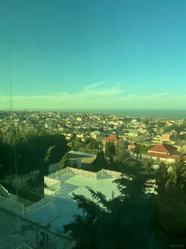 Satılır 7 otaqlı həyət evi 436.1 m²