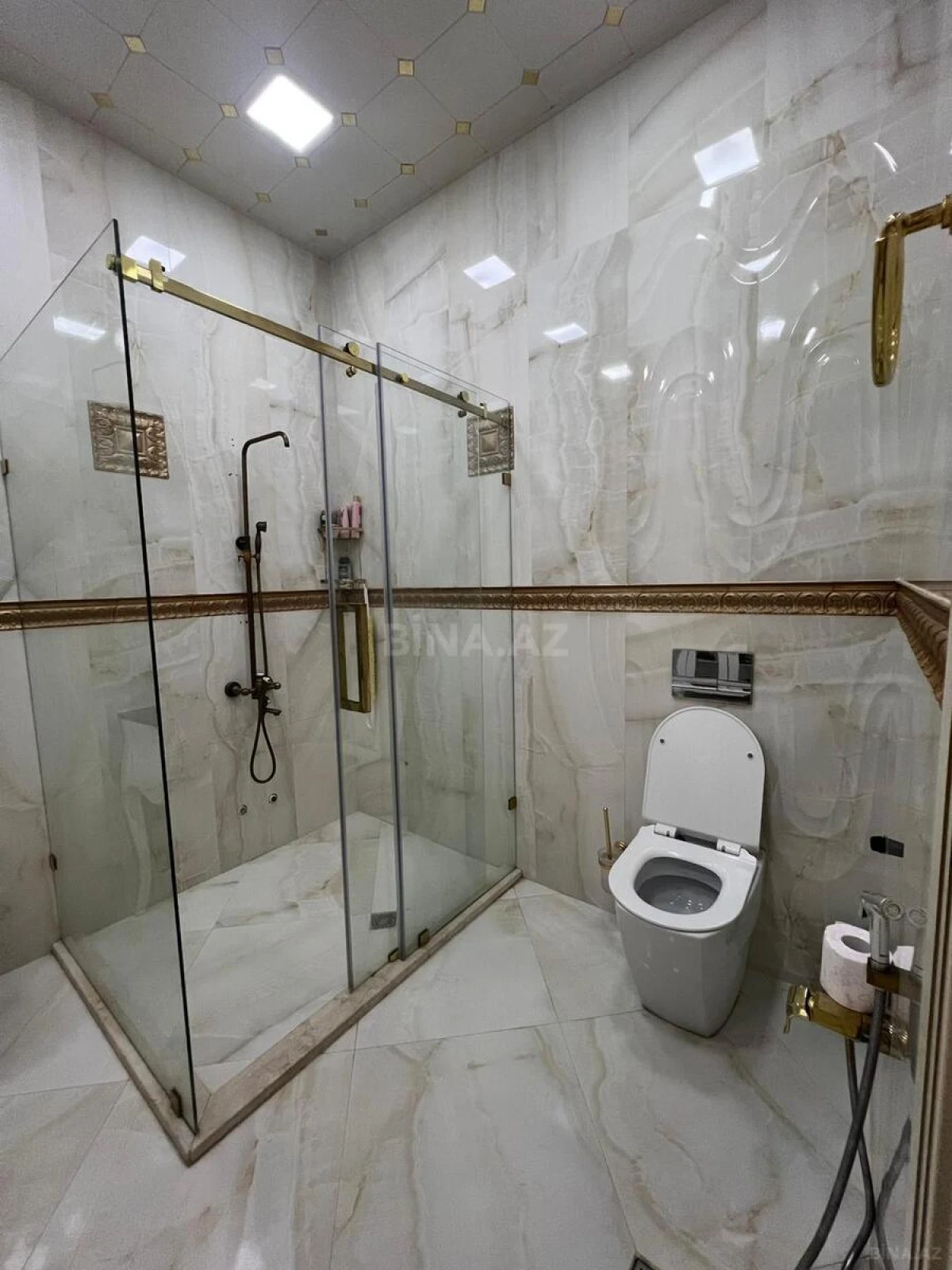 Satılır 7 otaqlı həyət evi 436.1 m²