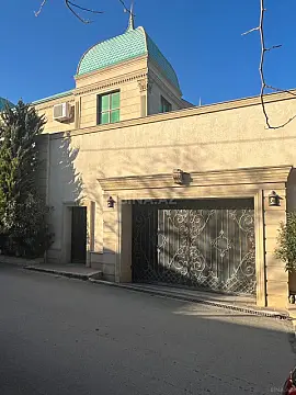 Satılır 7 otaqlı həyət evi 436.1 m²