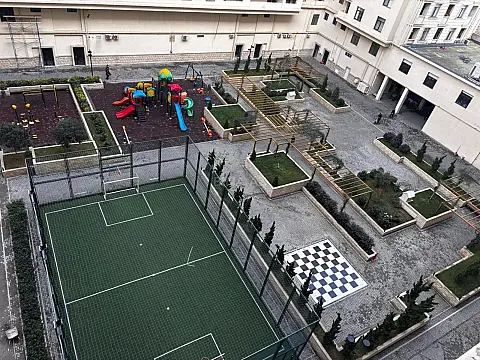 Satılır 4 otaqlı mənzil 218 m²