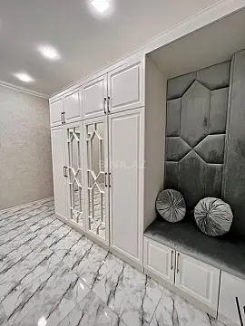 Satılır 3 otaqlı mənzil 136 m²