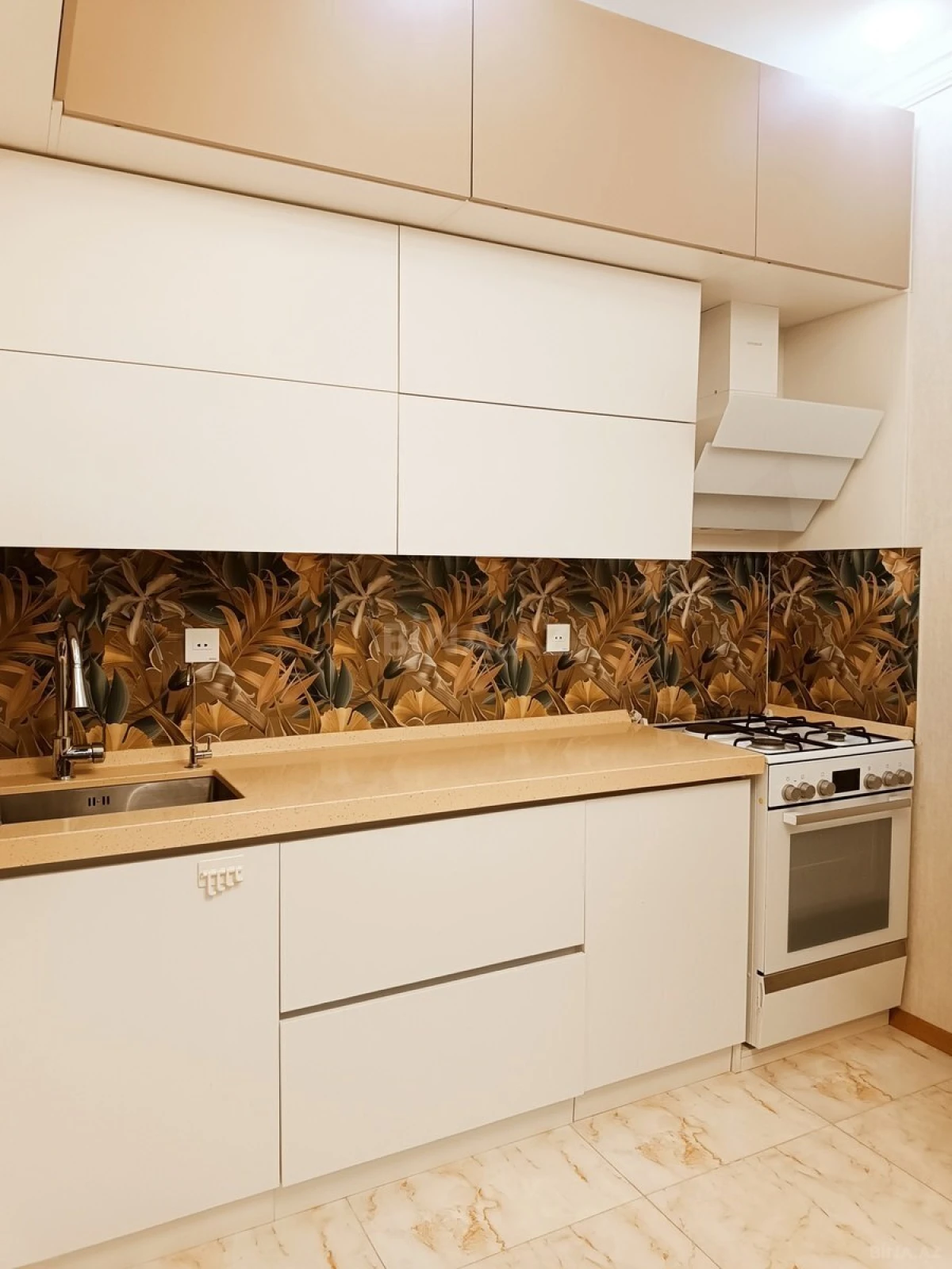 Kirayə verilir 2 otaqlı mənzil 51 m²