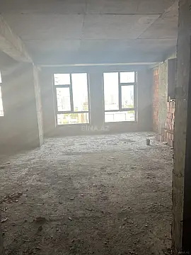 Satılır 3 otaqlı mənzil 116 m²