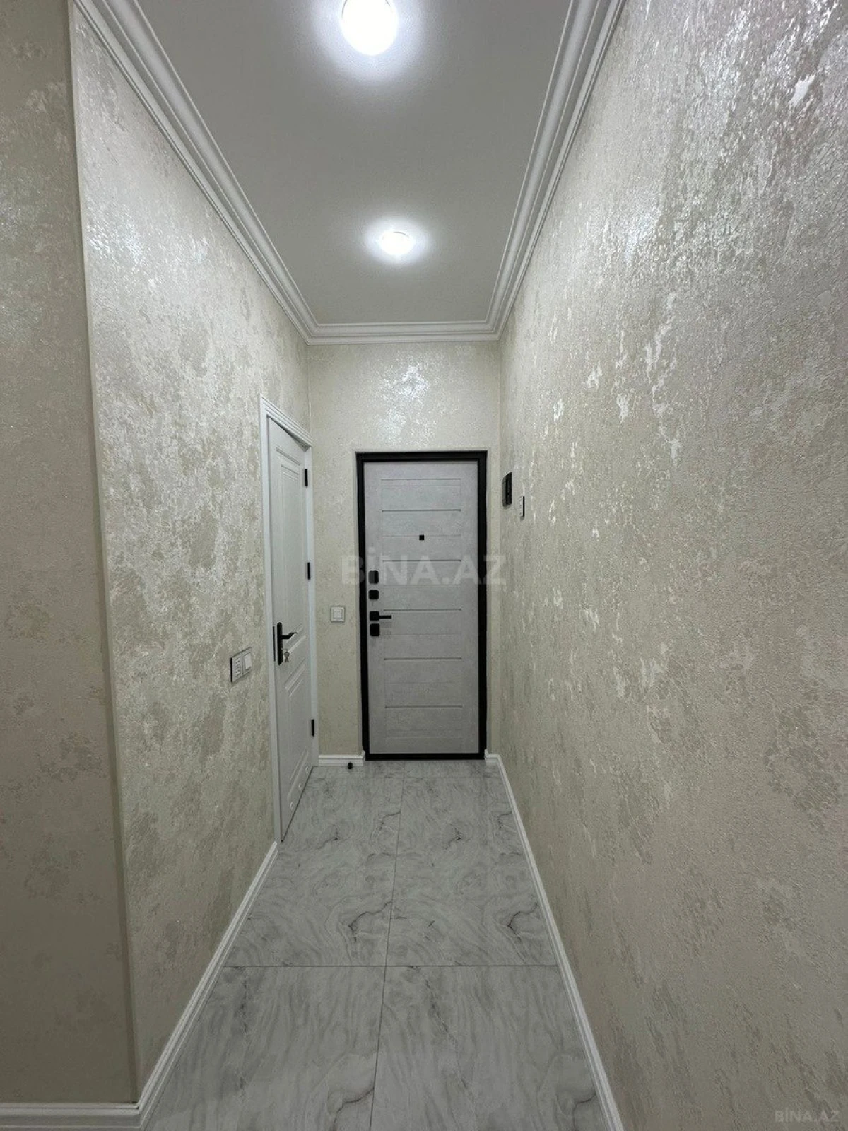 Satılır 2 otaqlı mənzil 55 m²