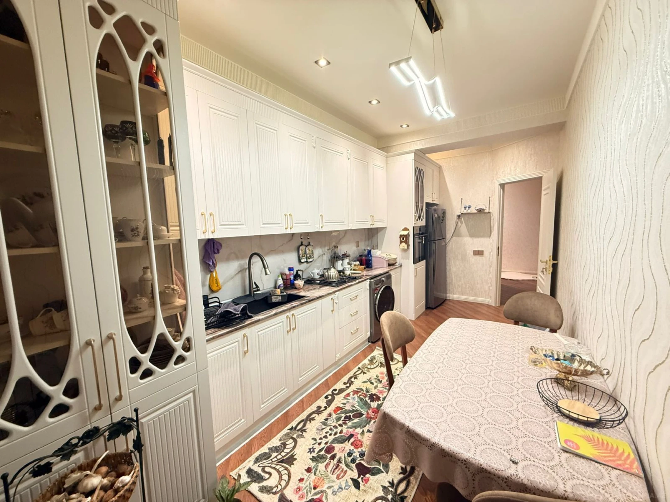 Kirayə verilir 3 otaqlı mənzil 110 m²