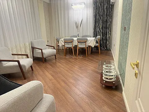 Kirayə verilir 3 otaqlı mənzil 110 m²