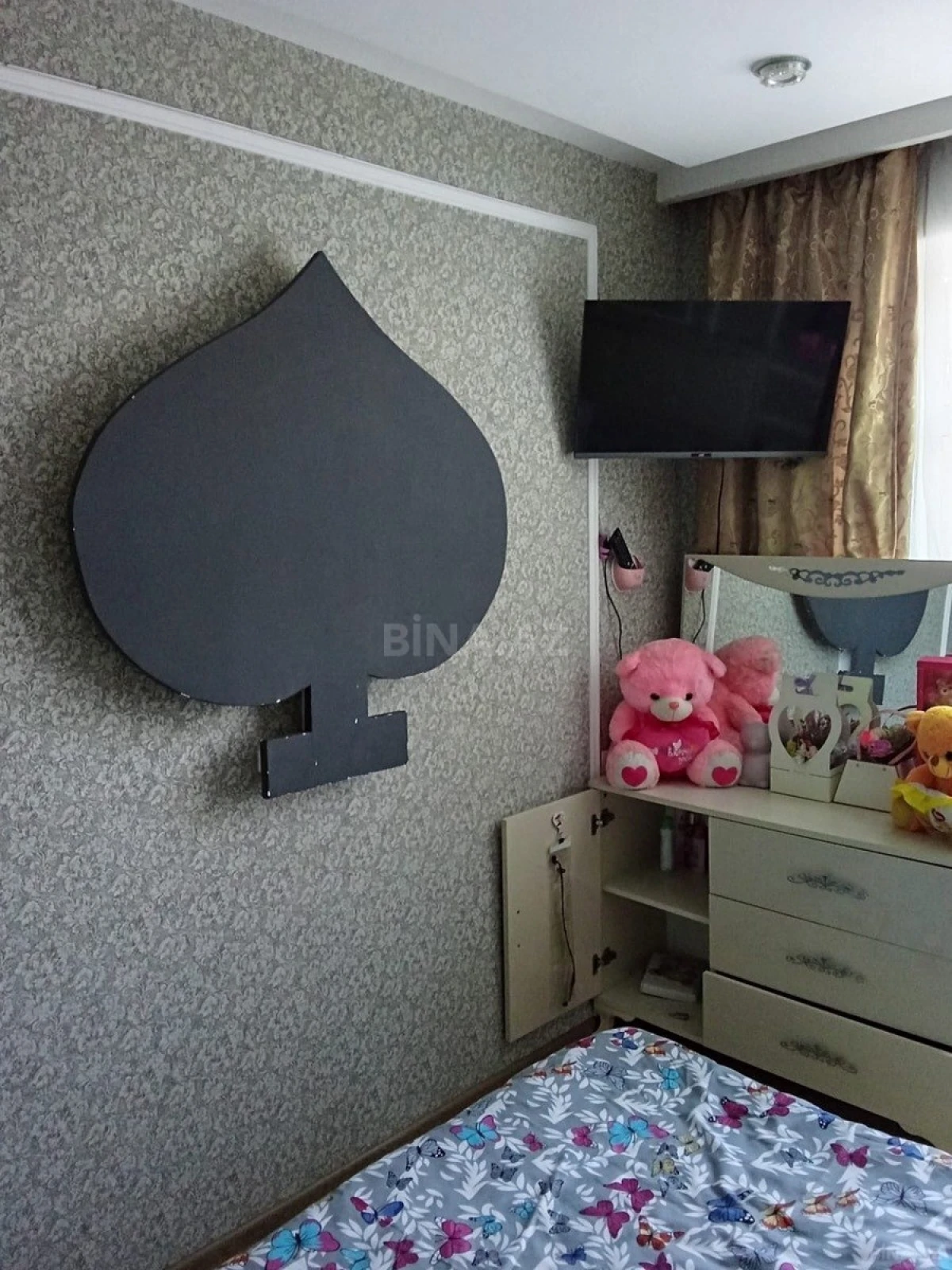 Satılır 4 otaqlı mənzil 74 m²