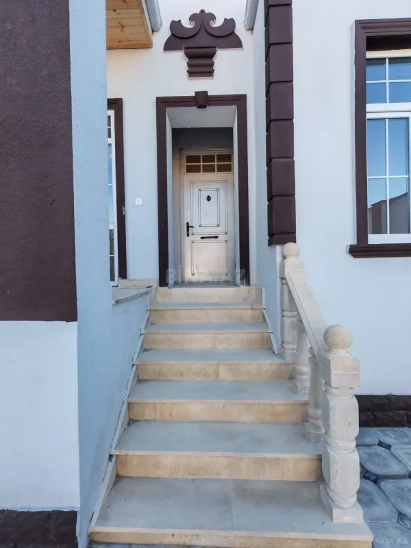Satılır 4 otaqlı həyət evi 120 m²